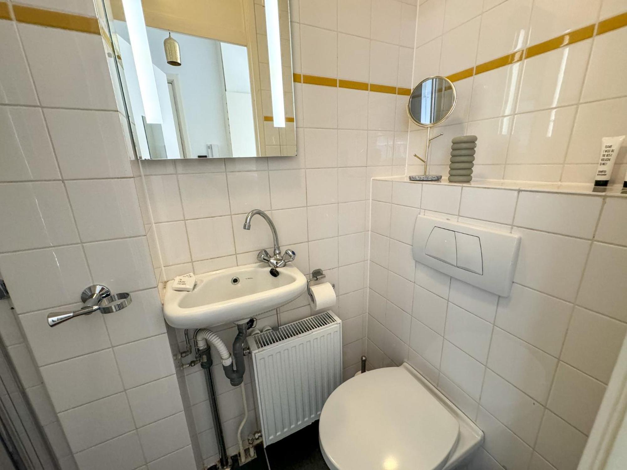 Yourbnb Suites Haarlemmerstraat Amsterdam Buitenkant foto